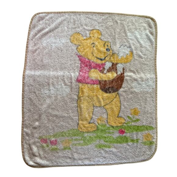 Vintage Winnie the Pooh Holding Honey Pot Clouds Blanket Throw Tan Thick Plush - Picture 4 of 5